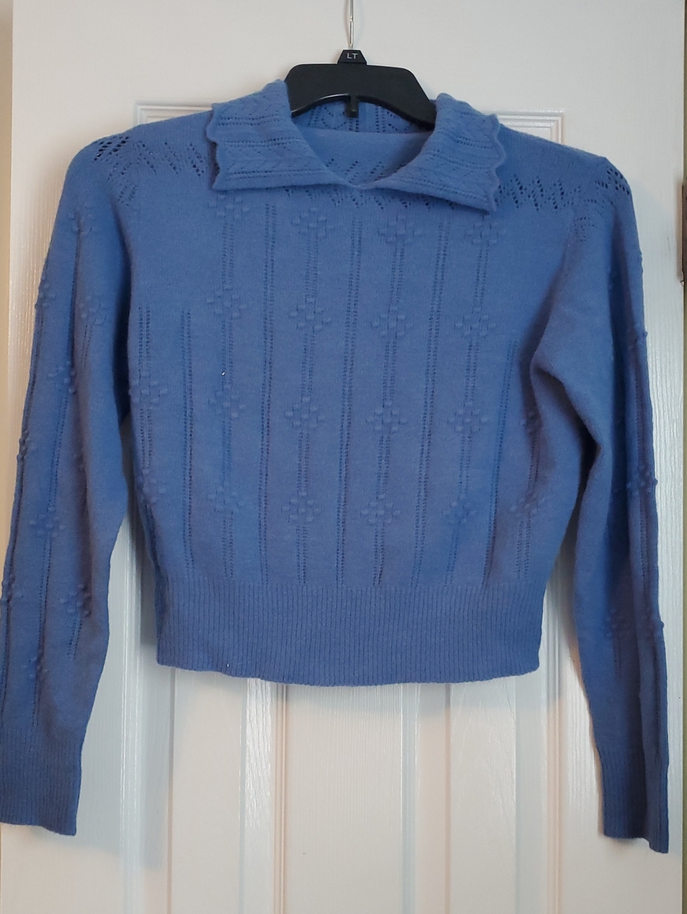 Simple Retro Women’s Blue Cable-Detail Collared Knit Sweater